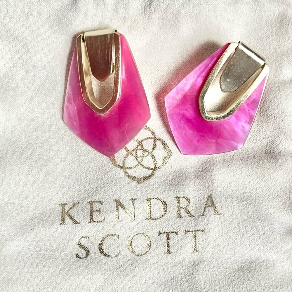 Kendra Scott Fuchsia Kensley Earrings